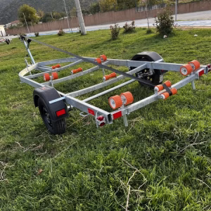 Römork 4.50 m - 5.0 m için uygun makaslı